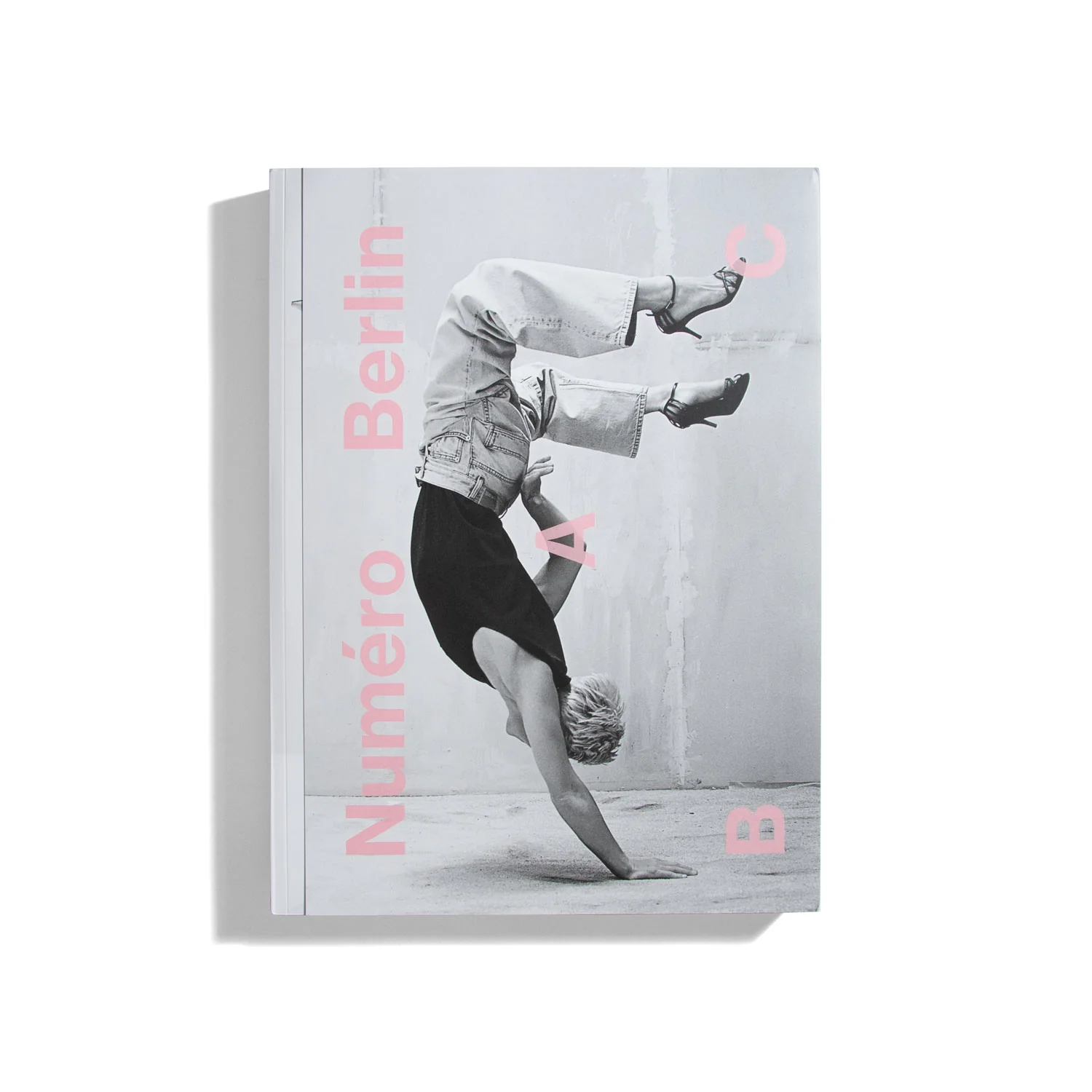 Numero Berlin #18 2025 - Fight